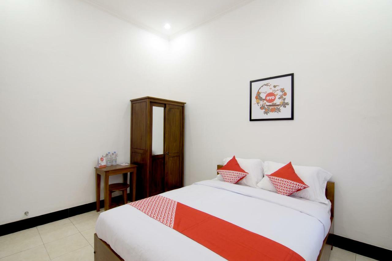 Oyo 931 Dara Dewi Homestay Yogyakarta Esterno foto